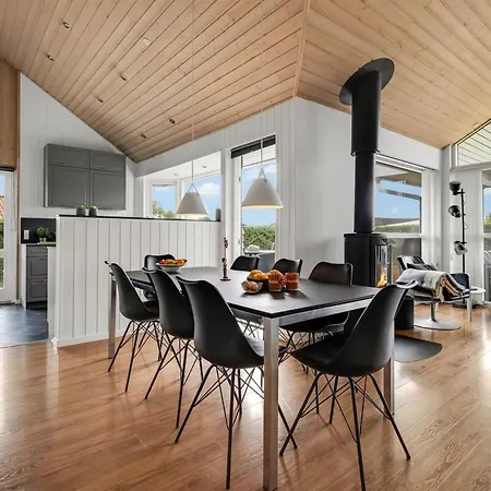 Nine - 200m From The Sea By Interhome Feriehus Børkop