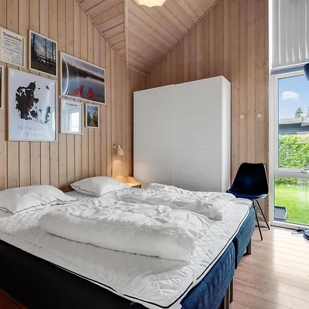 Nine - 200m From The Sea By Interhome Vakantiehuis *